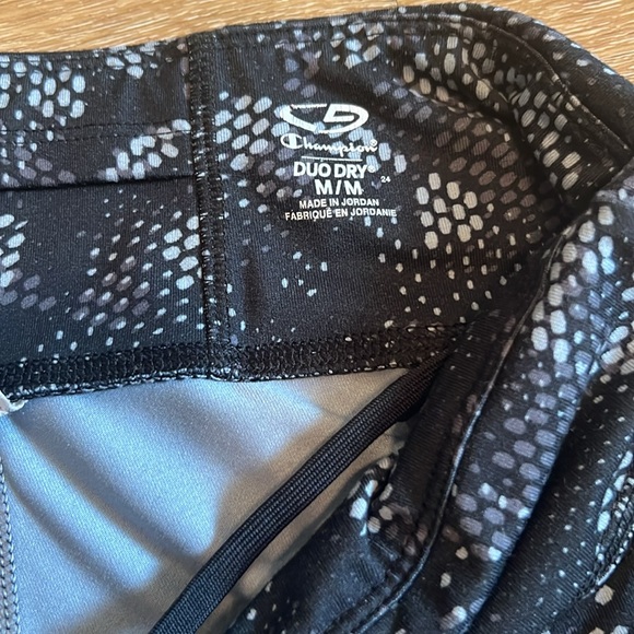 Champion Duo Dry Womens Capri Leggings Turquoise Black Stretch Workout Small - Picture 6 of 6